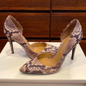 Faux snake skin pumps